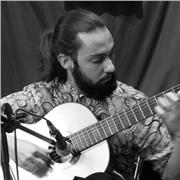 Profesor de guitarra clásica, flamenca, acústica y eléctrica apto para todas las edades